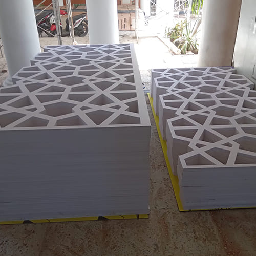 Galeri Tiara Cutting Aceh (4) Galeri Tiara Cutting Aceh (4)